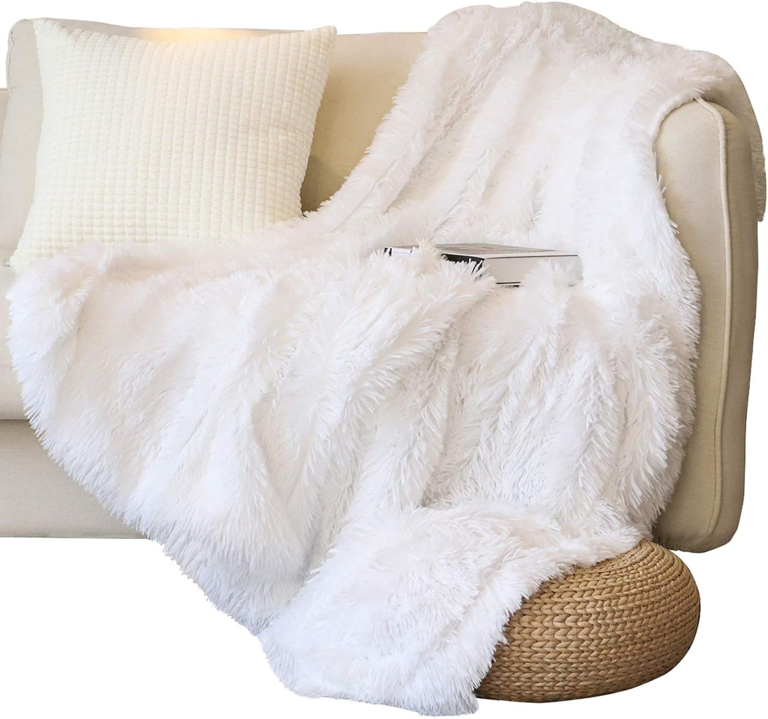Tuddrom Decorative Extra Soft Faux Fur Throw Blanket 50″ x 60″,Solid Reversible Fuzzy Long Hair Shaggy Blanket,Fluffy Cozy Plush Fleece Comfy Microfiber Fur Blanket for Couch Sofa Bed,Pure White