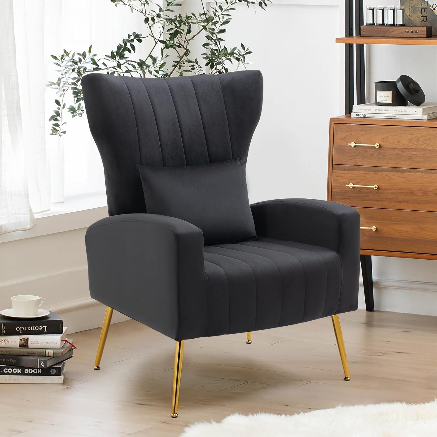 Modern Living Room Chairs Velvet Accent Chair Armchair with Lumbar Pillow, High Back Bedroom Chairs Vanity Chair Barrel Chair Arm Chair with Gold Legs, Black