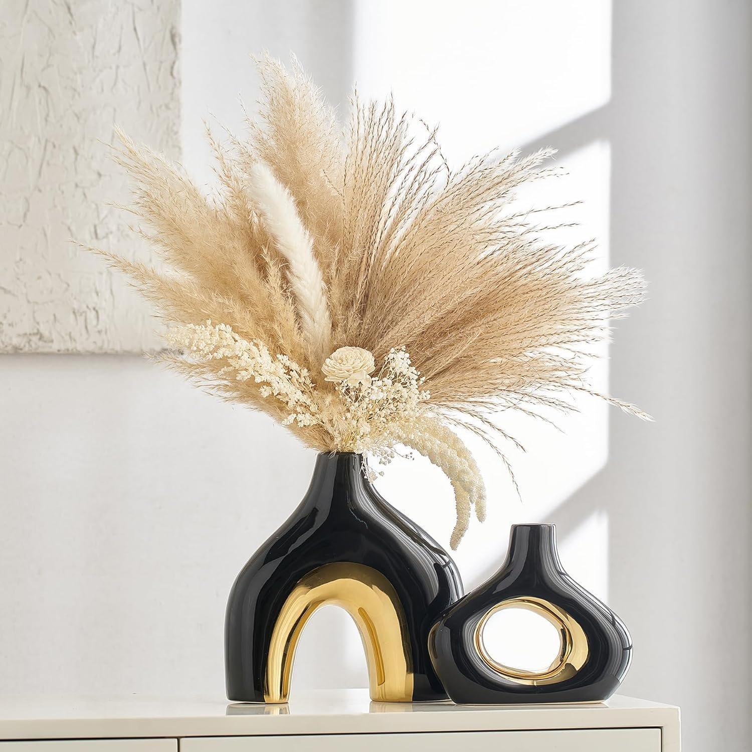Modern Ceramic Donut Vase: Set of 2 -Minimalist Nordic Black and Gold Hollow Vase Home Decor for Kitchen Dining Table Centerpieces Living Room Bederoom Entryway Weddin